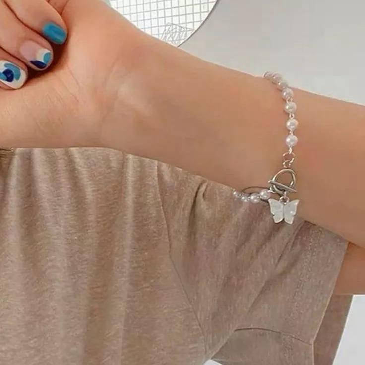 Stylish Butterfly Pearl Bracelet